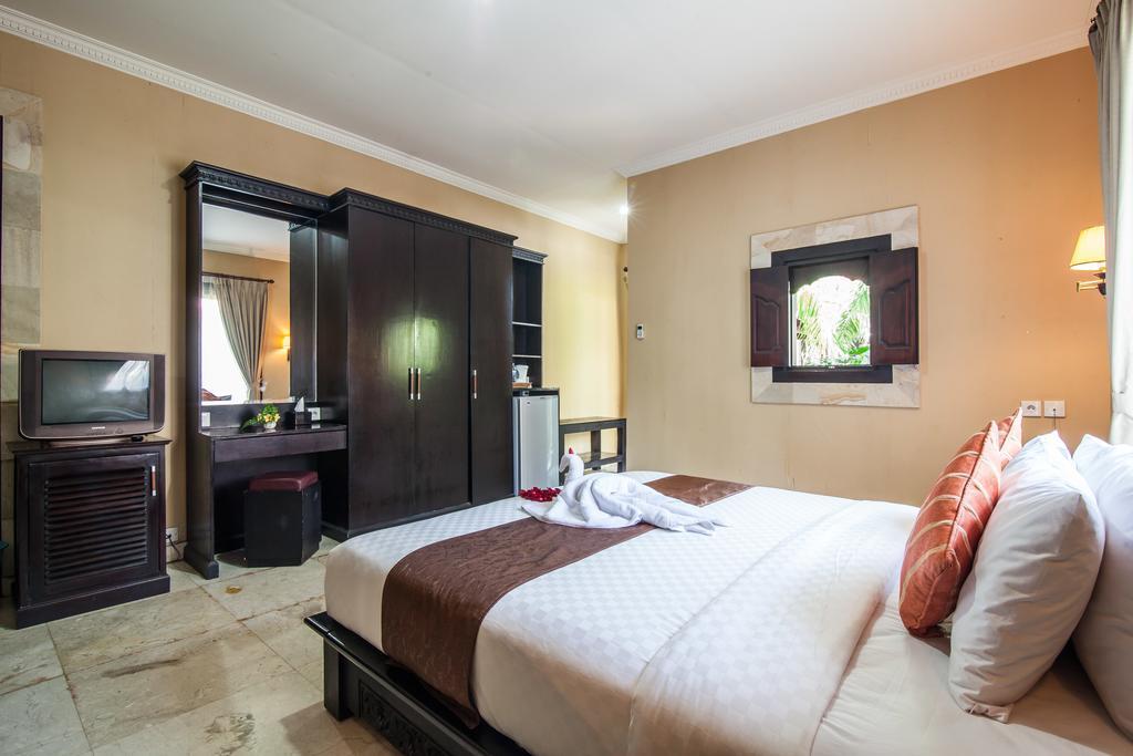Puri Yuma Hotel Denpasar  Exterior photo