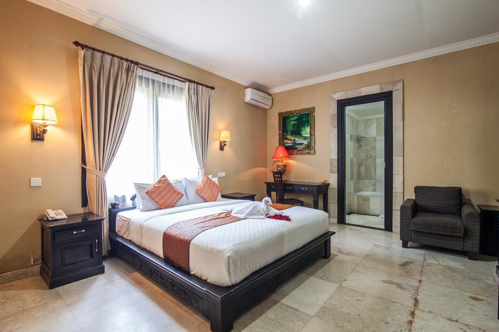 Puri Yuma Hotel Denpasar  Exterior photo