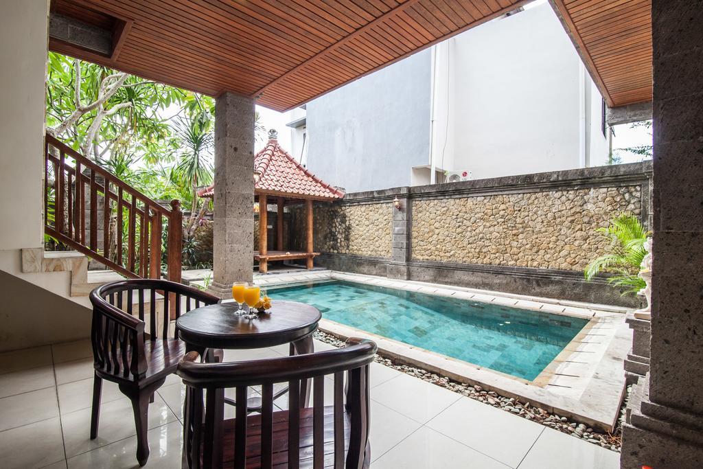 Puri Yuma Hotel Denpasar  Exterior photo